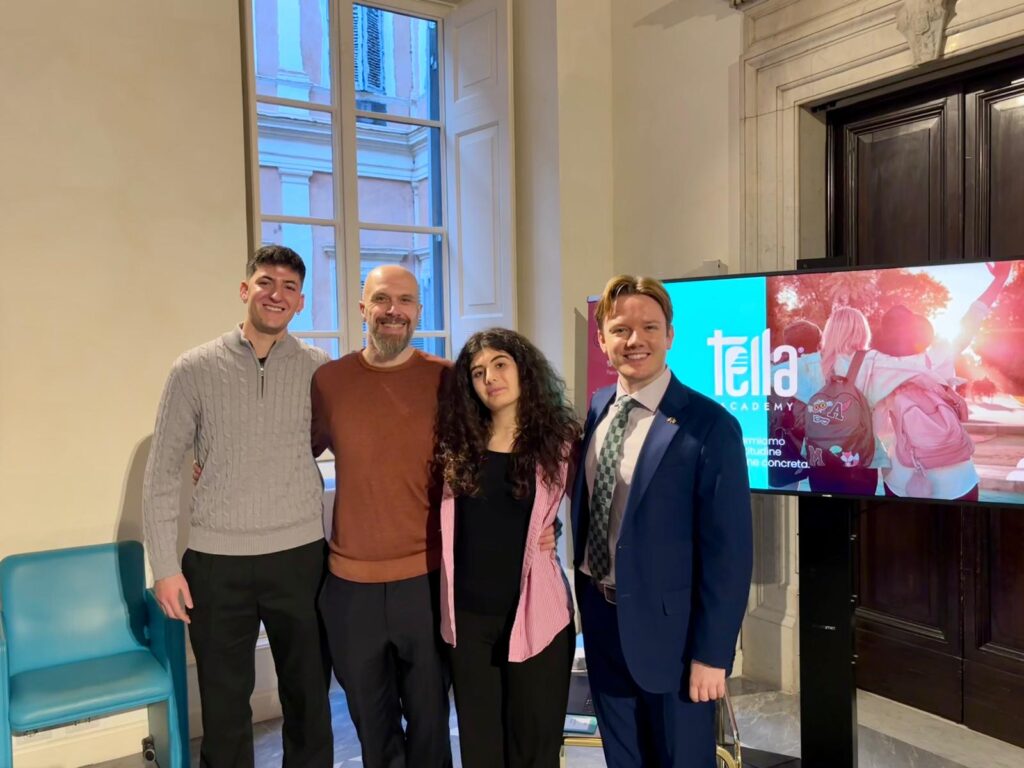 tella academy con gavin radford e borsisti